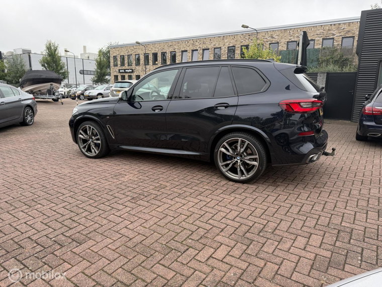 Vehicle Image 45