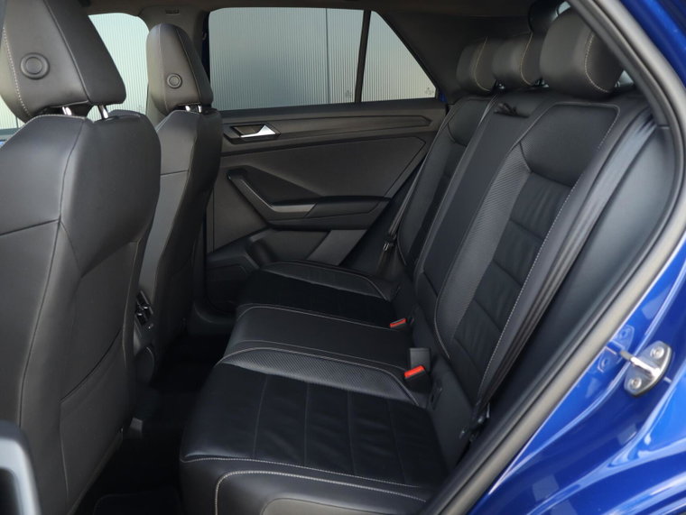 Vehicle Image 40