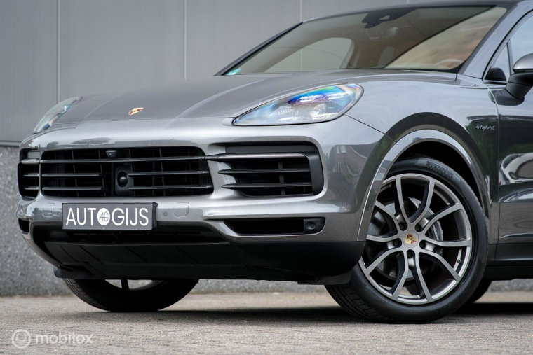 Vehicle Image 24