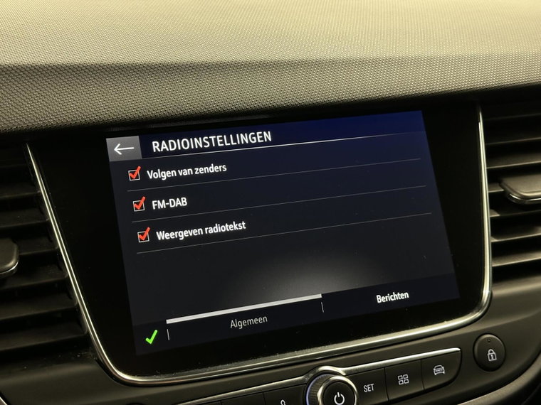 Vehicle Image 39