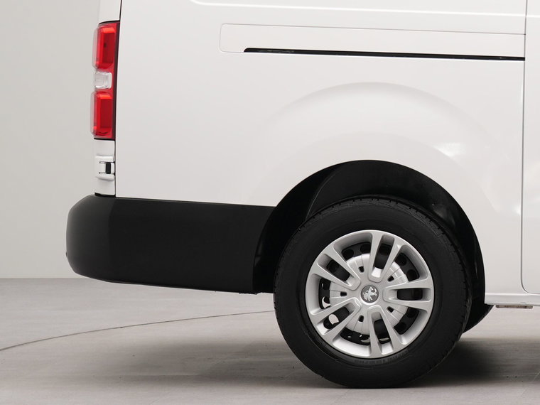 Vehicle Image 33