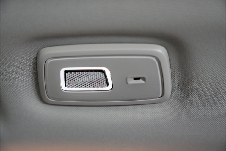 Vehicle Image 60