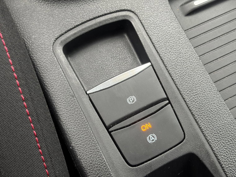 Vehicle Image 28