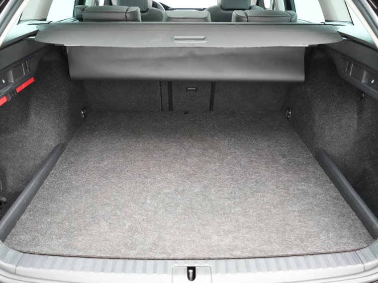 Vehicle Image 53
