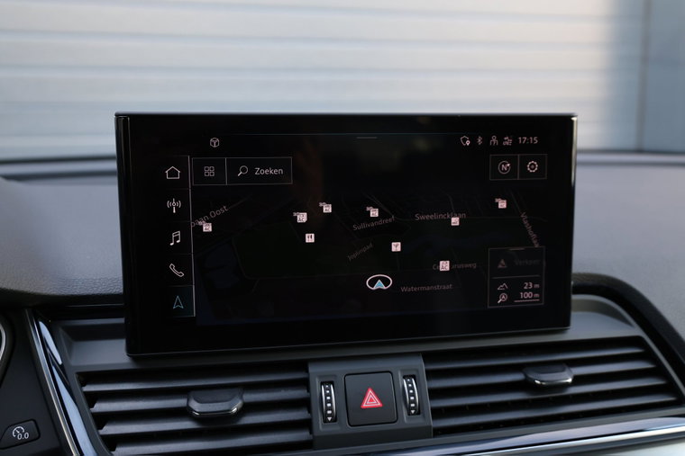 Vehicle Image 21
