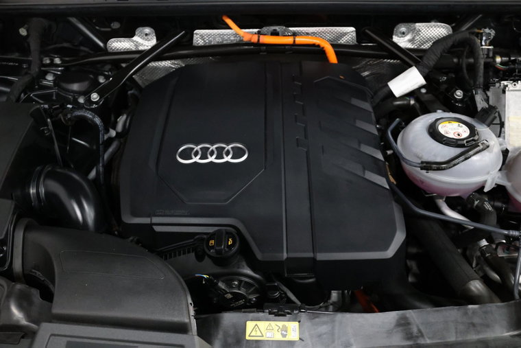 Vehicle Image 30