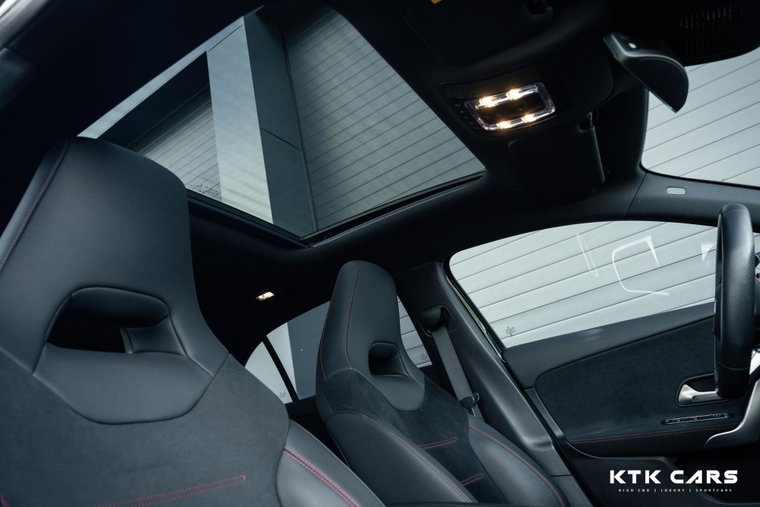 Vehicle Image 37
