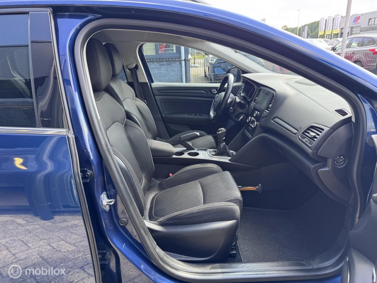 Vehicle Image 28