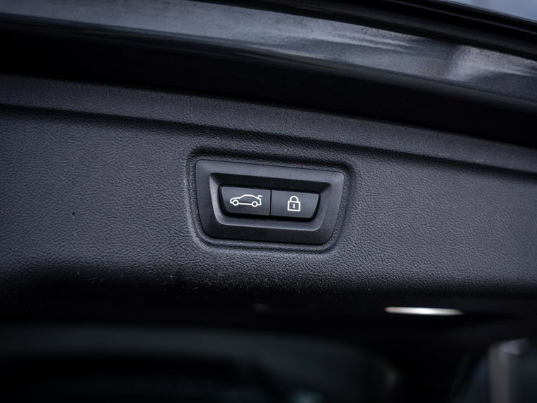 Vehicle Image 47