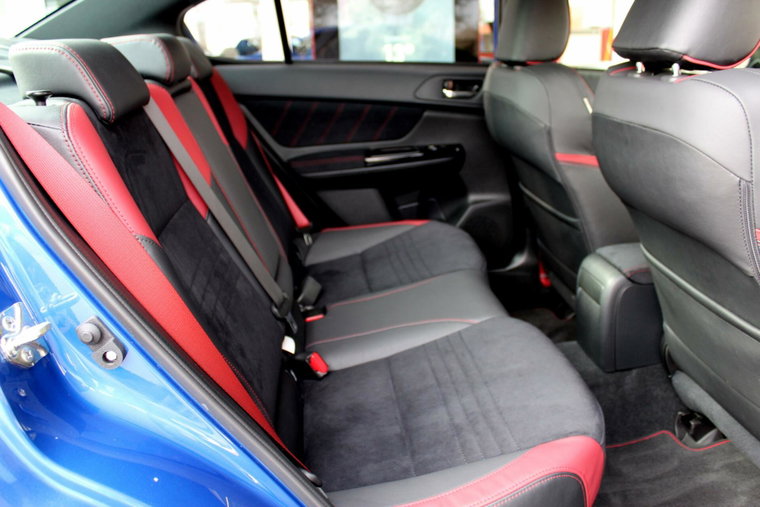 Vehicle Image 11