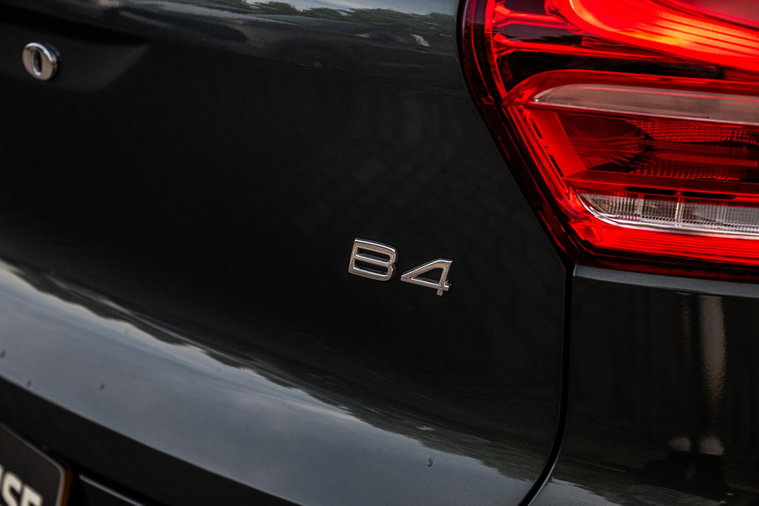 Vehicle Image 35