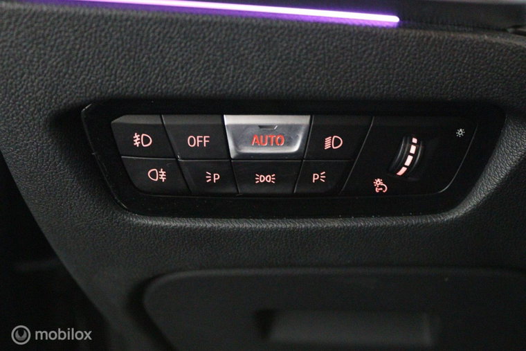 Vehicle Image 28
