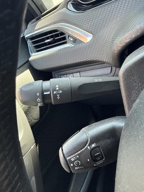 Vehicle Image 27