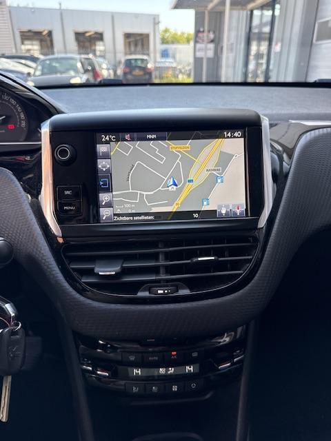Vehicle Image 29