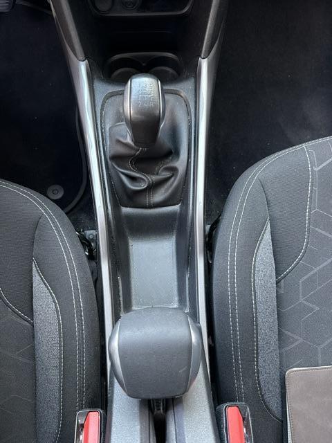 Vehicle Image 35