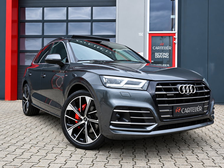Vehicle Image 10