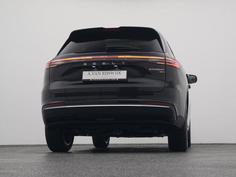 Vehicle Image 36
