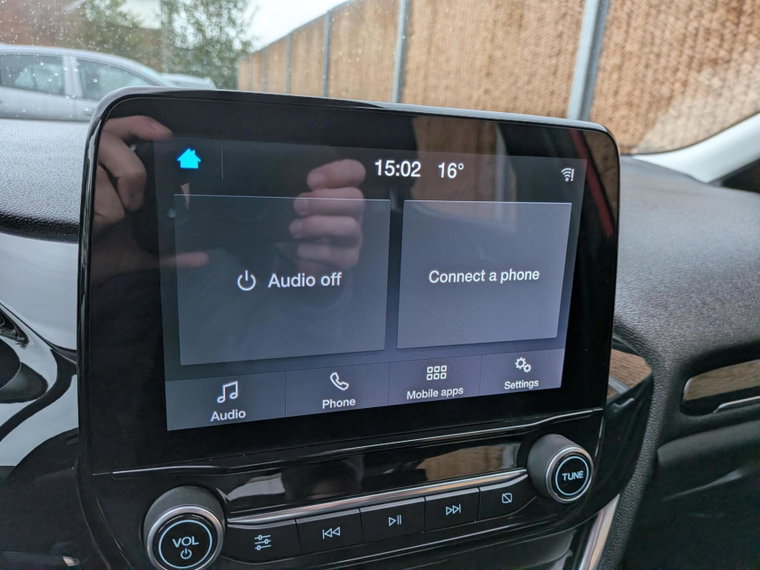Vehicle Image 9