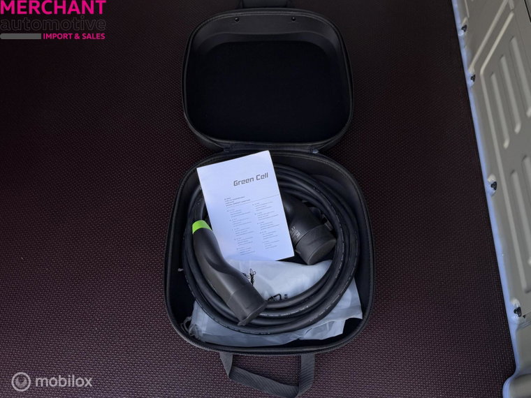 Vehicle Image 35
