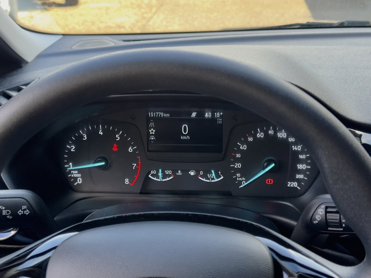 Vehicle Image 25
