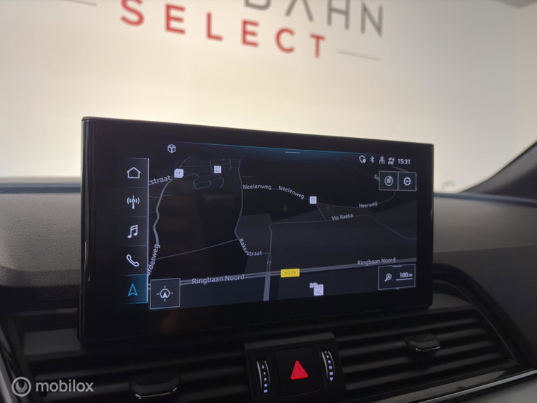 Vehicle Image 30