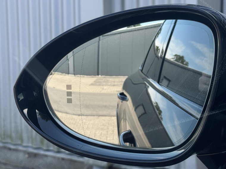 Vehicle Image 27