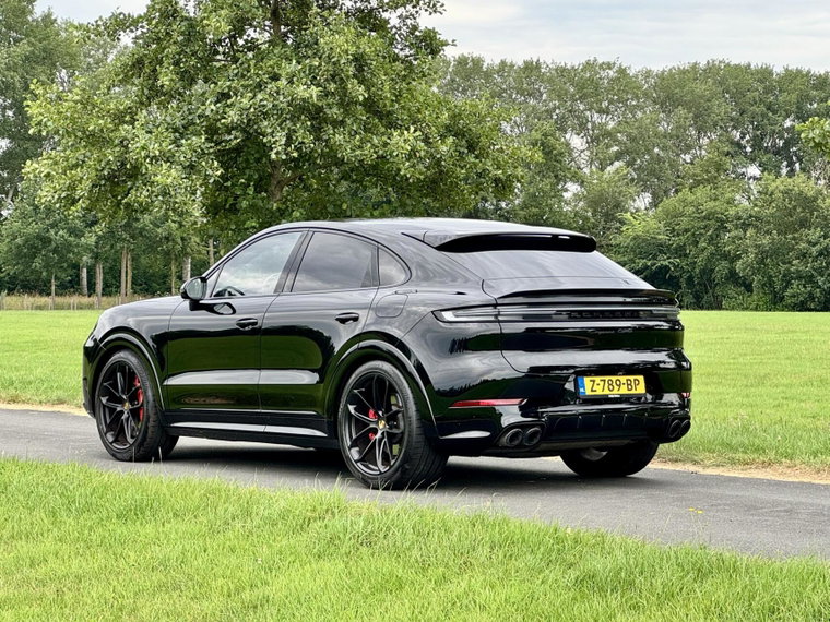 Vehicle Image 35
