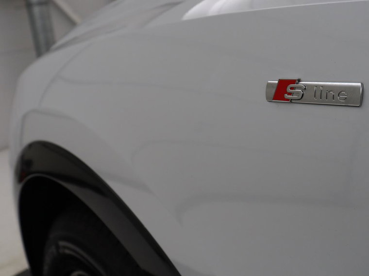 Vehicle Image 31