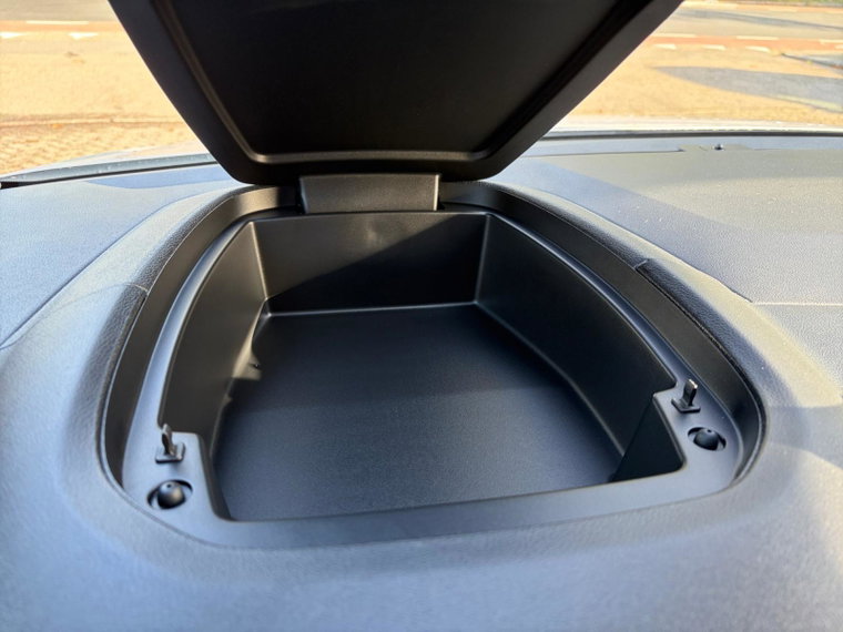Vehicle Image 38
