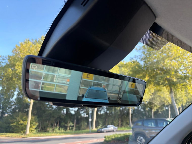 Vehicle Image 39
