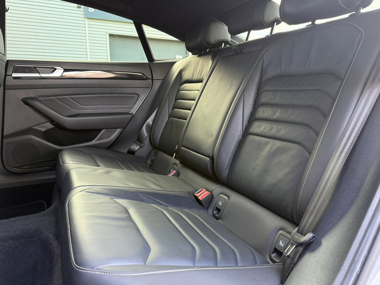 Vehicle Image 35