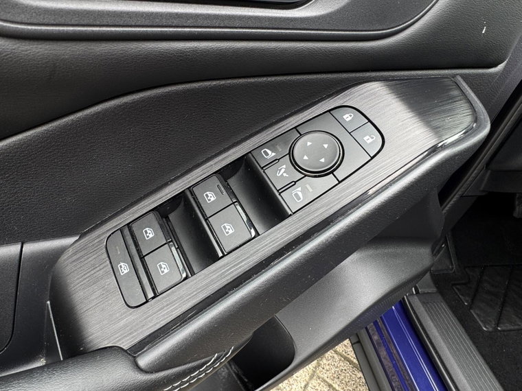 Vehicle Image 33