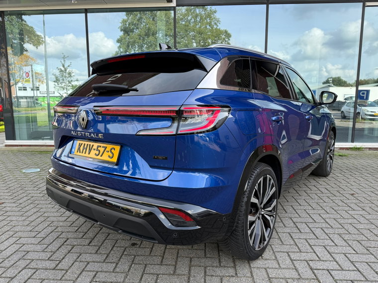 Vehicle Image 30