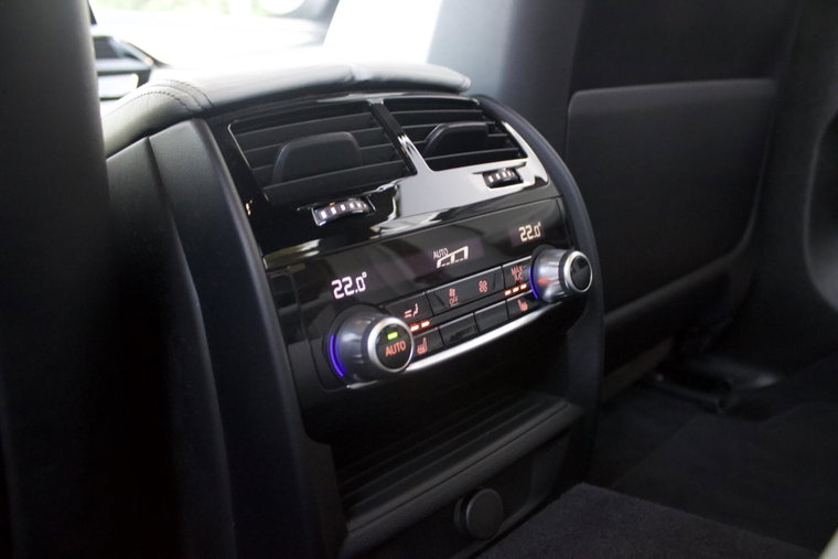 Vehicle Image 41