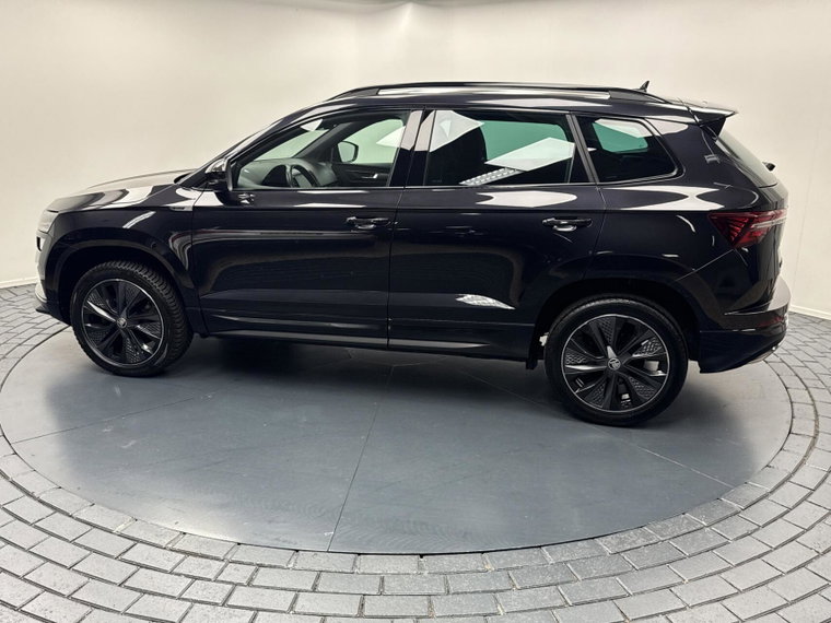 Vehicle Image 25