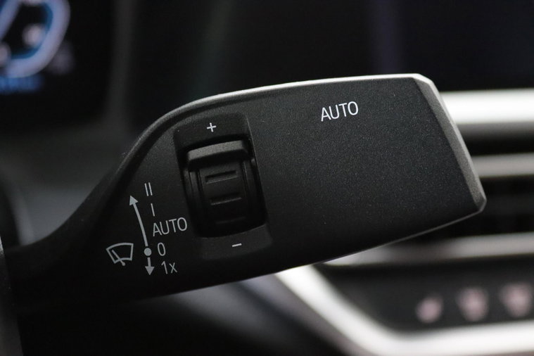Vehicle Image 40
