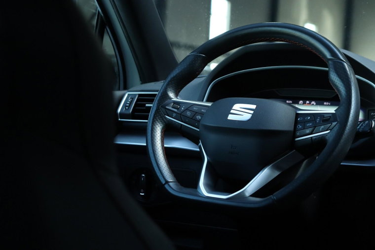Vehicle Image 38