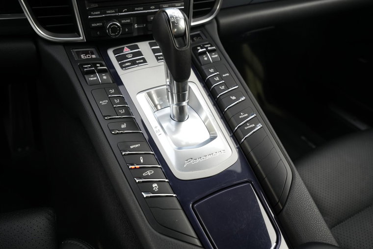 Vehicle Image 36