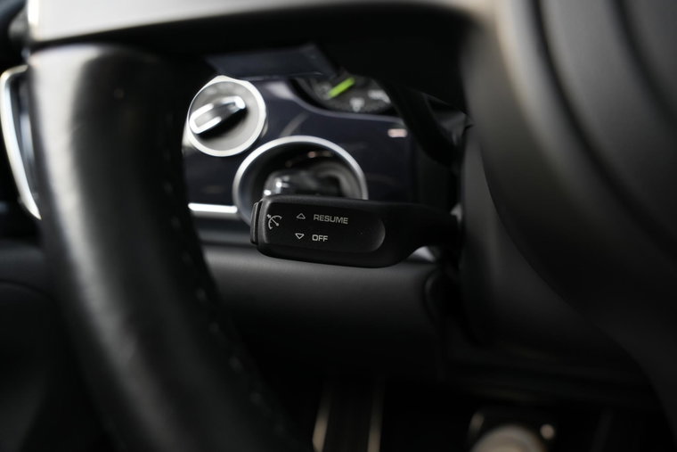 Vehicle Image 40
