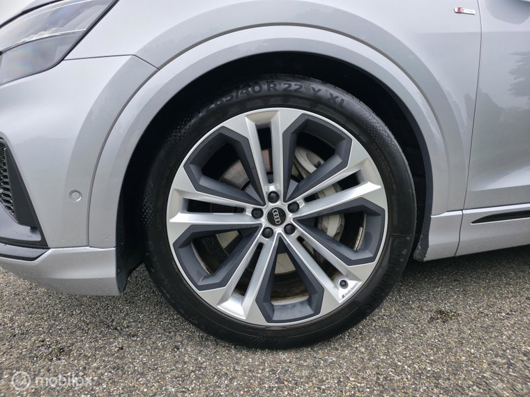 Vehicle Image 40