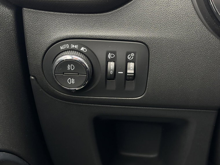Vehicle Image 24