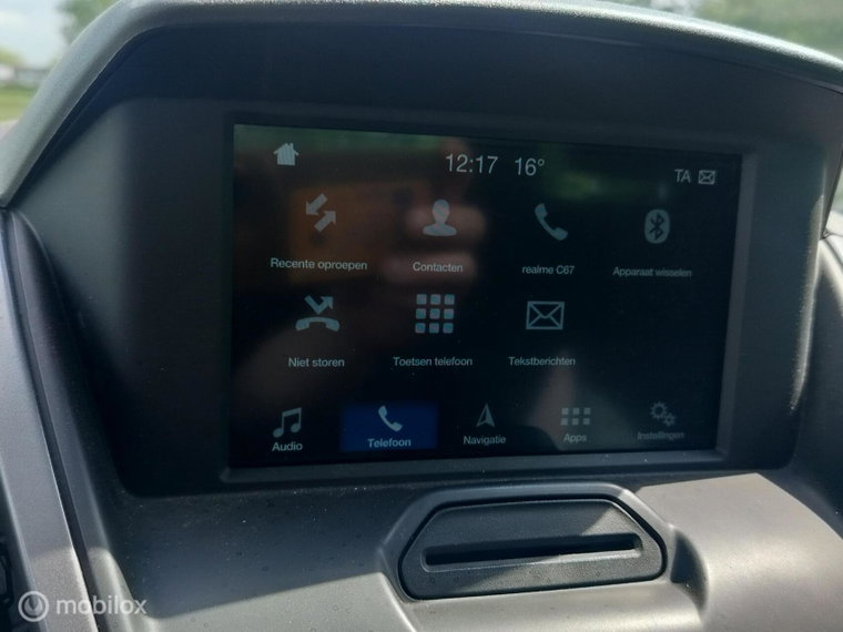 Vehicle Image 17