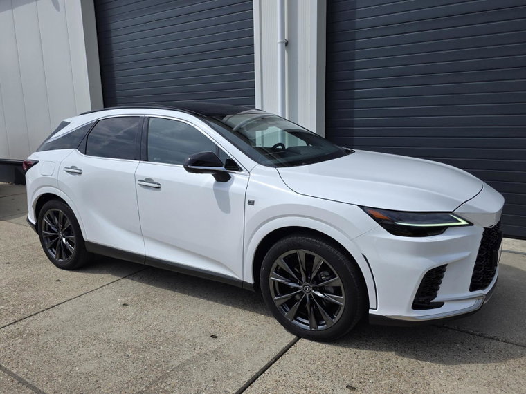 Vehicle Image 18