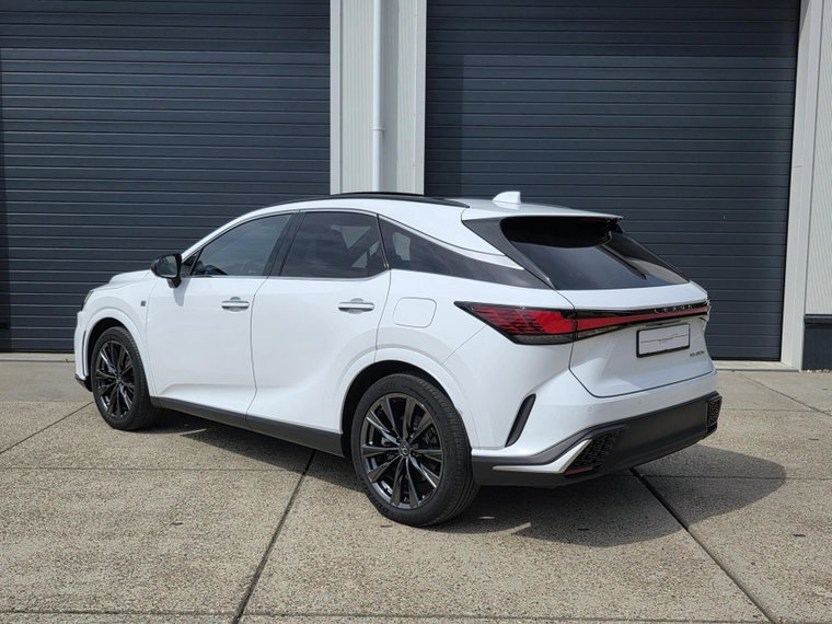 Vehicle Image 21