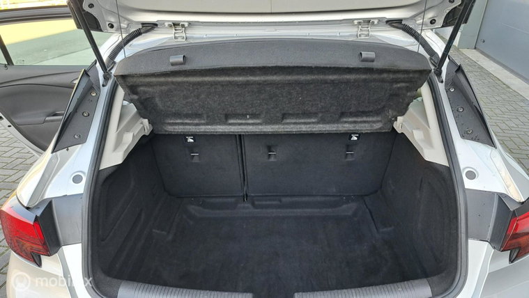 Vehicle Image 33