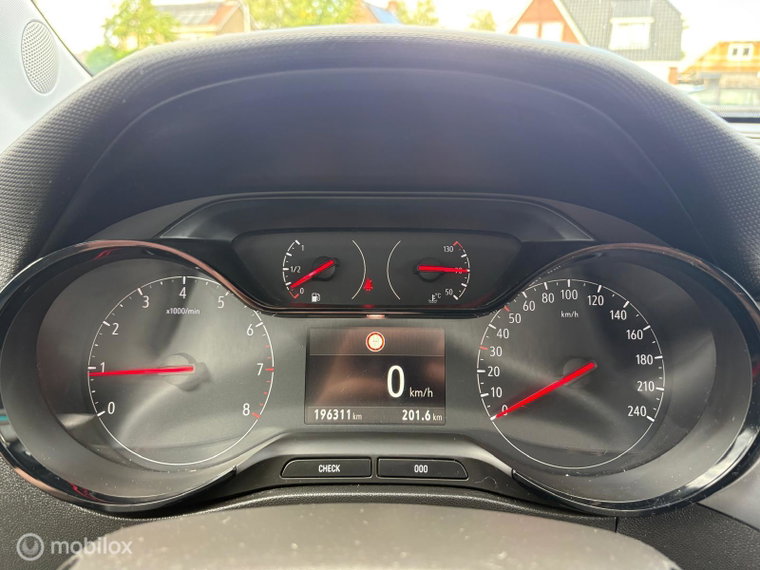 Vehicle Image 17