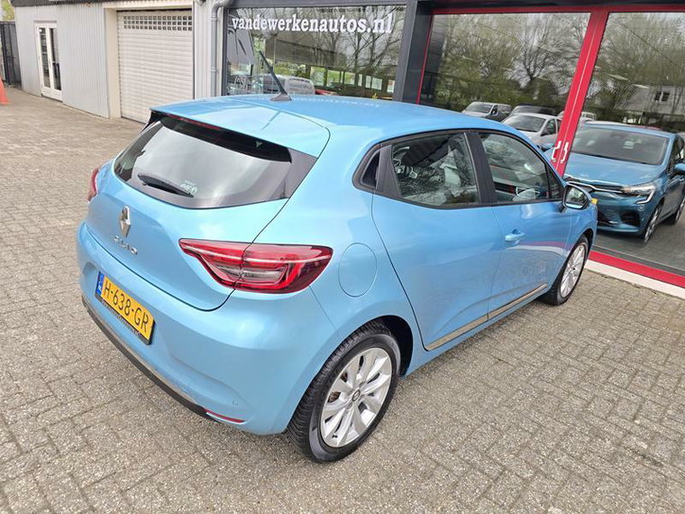 Vehicle Image 43