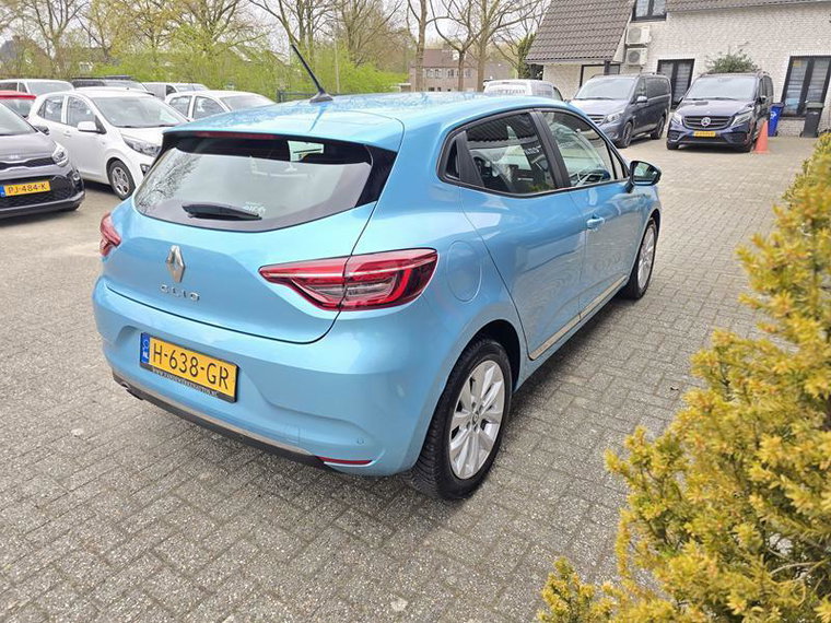 Vehicle Image 48