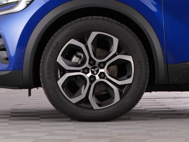 Vehicle Image 37