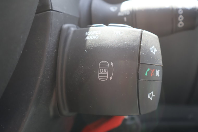 Vehicle Image 27